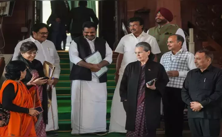 कांग्रेस नेता ने पार्टी छोड़ी, सोनिया गांधी ने राज्यसभा चुनाव के लिए अपना नामांकन दिया
